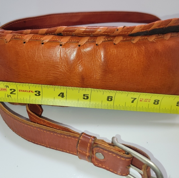 Leaders in Leather Vintage Tooled Satchel Shoulder Bag, Crossbody - Picture 6 of 6